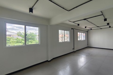 Townhouse in Bangkok Noi, Thailand 5 bedrooms № 157336 - photo 7