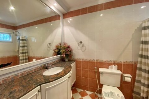 Haus in Pattaya, Thailand 4 Schlafzimmer № 222994 - Foto 15