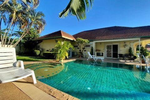Haus in Pattaya, Thailand 4 Schlafzimmer № 222994 - Foto 3