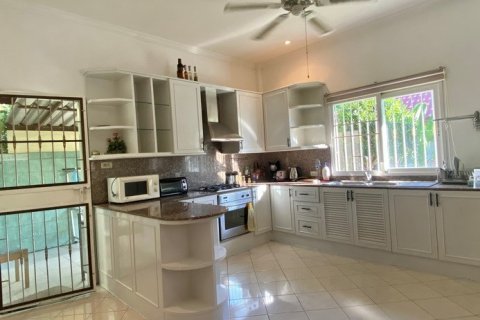 Haus in Pattaya, Thailand 4 Schlafzimmer № 222994 - Foto 7