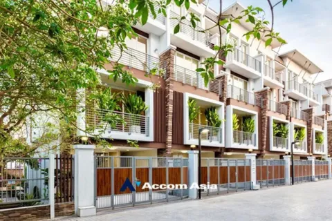 Reihenhaus in Sathon, Bangkok, Thailand 3 Schlafzimmer № 215445 - Foto 24