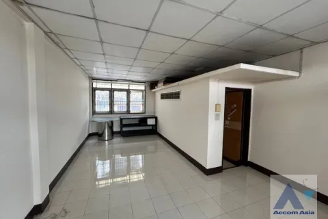 Reihenhaus in Watthana, Bangkok, Thailand 3 Schlafzimmer № 215444 - Foto 10