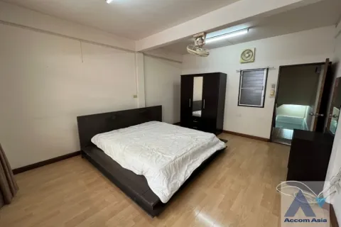Reihenhaus in Watthana, Bangkok, Thailand 3 Schlafzimmer № 215444 - Foto 4