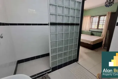 Casa de 3 dormitorios en Pattaya, Tailandia № 211278 - foto 9
