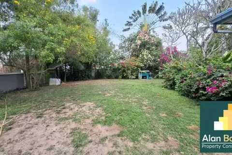Casa de 3 dormitorios en Pattaya, Tailandia № 211278 - foto 12