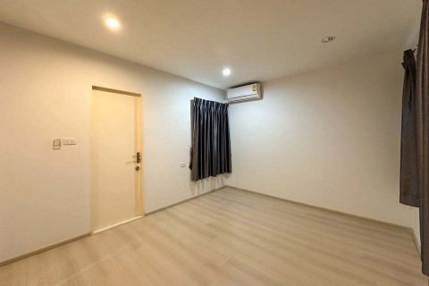 Maison à Bang Kruai, Thaïlande 3 chambres № 136441 - photo 14