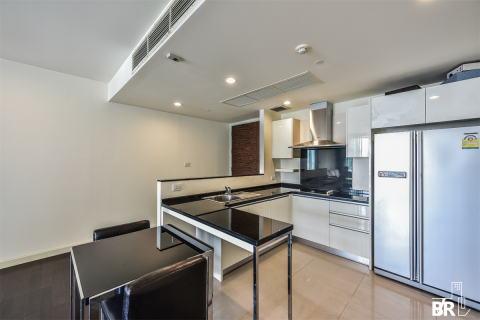 Condo in Bangkok, Thailand, 2 bedrooms № 184217 - photo 4