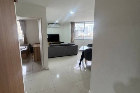 Кондоминиум с 2 спальнями в Бангкоке, Таиланд № 146808 - фото 9