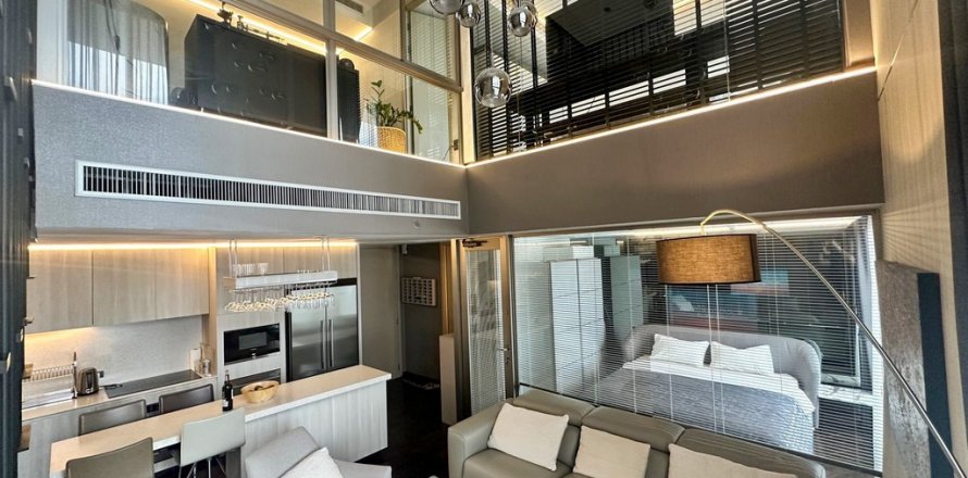 Кондоминиум с 2 спальнями в Бангкоке, Таиланд № 66558