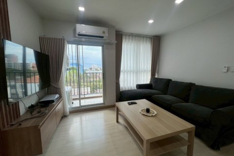 Condo in Hua Hin, Thailand, 2 bedrooms № 167246 - photo 8