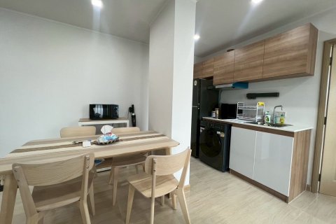 Condo in Hua Hin, Thailand, 2 bedrooms № 167246 - photo 2