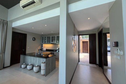 Villa in Phuket, Thailand 3 bedrooms № 167242 - photo 5