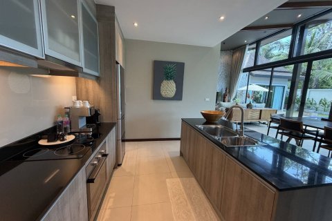 Villa in Phuket, Thailand 3 bedrooms № 167242 - photo 19