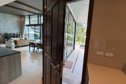 Villa in Phuket, Thailand 3 bedrooms № 167242 - photo 15