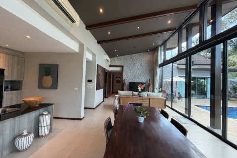 Villa in Phuket, Thailand 3 bedrooms № 167242 - photo 20