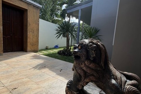 Villa in Phuket, Thailand 3 bedrooms № 167242 - photo 7