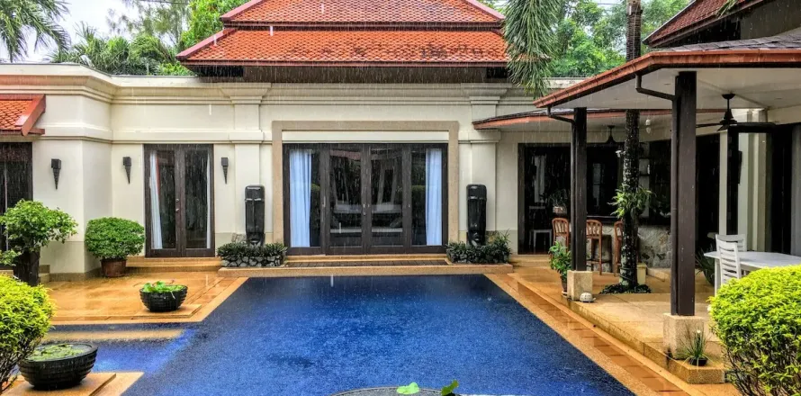 House in Bang Tao, Thailand 4 bedrooms № 3284