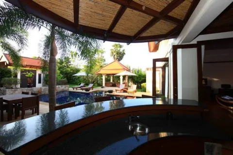 House in Bang Tao, Thailand 4 bedrooms № 3285 - photo 6
