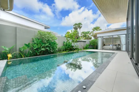 Villa in Phuket, Thailand 3 bedrooms № 175550 - photo 4