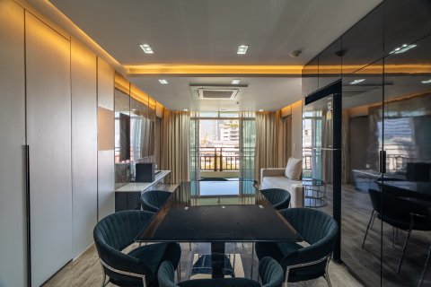 Condo in Bang Rak, Bangkok, Thailand, 2 bedrooms  № 135476 - photo 11