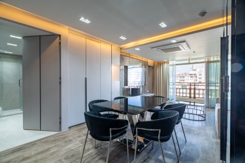 Condo in Bang Rak, Bangkok, Thailand, 2 bedrooms  № 135476 - photo 10