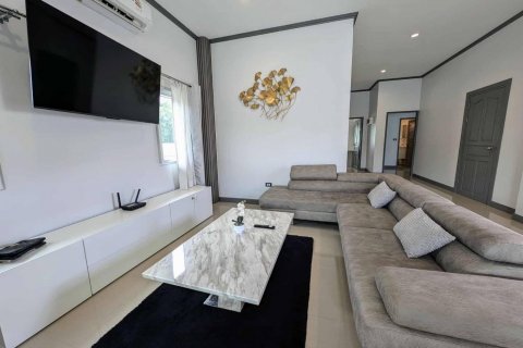 Дом в Паттайе, Таиланд с 3 спальнями  № 135478 - фото 2