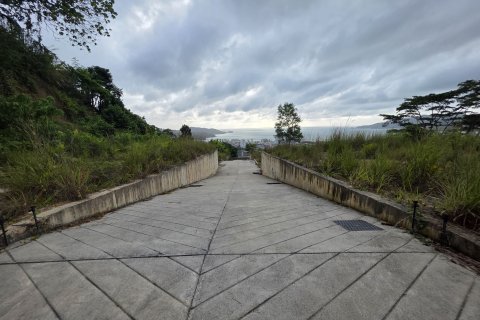 Land in Kathu, Thailand 6420 sq.m. № 135480 - photo 4