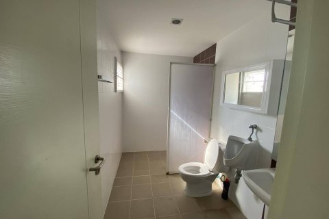 Таунхаус в Пхракханонге, Бангкок, Таиланд с 4 спальнями № 154769 - фото 6