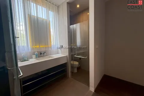 Casa de 3 dormitorios en Jomtien Beach, Pattaya, Tailandia № 212554 - foto 10