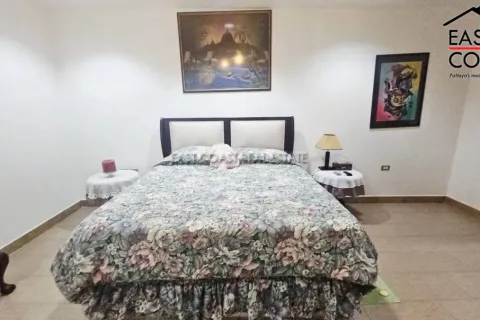 Casa de 5 dormitorios en Pattaya, Tailandia № 212553 - foto 26