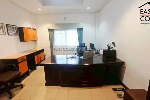 Casa de 5 dormitorios en Pattaya, Tailandia № 212553 - foto 9