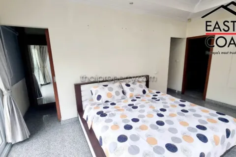 Casa de 2 dormitorios en Pattaya, Tailandia № 212550 - foto 12