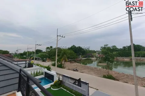 Casa de 3 dormitorios en Pattaya, Tailandia № 212552 - foto 9