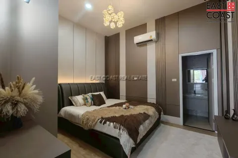 Casa de 3 dormitorios en Pattaya, Tailandia № 212552 - foto 17