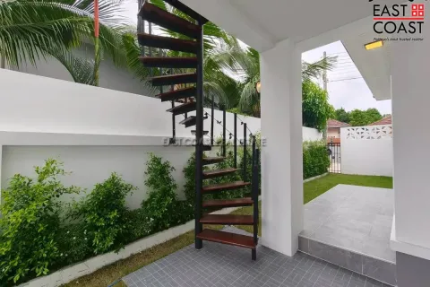 Casa de 3 dormitorios en Pattaya, Tailandia № 212552 - foto 6