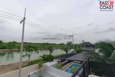 Casa de 3 dormitorios en Pattaya, Tailandia № 212552 - foto 8
