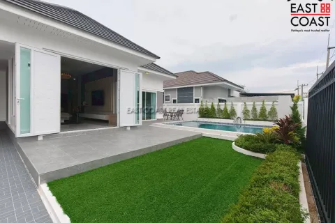Casa de 3 dormitorios en Pattaya, Tailandia № 212552 - foto 3