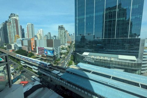 Condo in Khlong Toei, Bangkok, Thailand, 2 bedrooms  № 158496 - photo 5