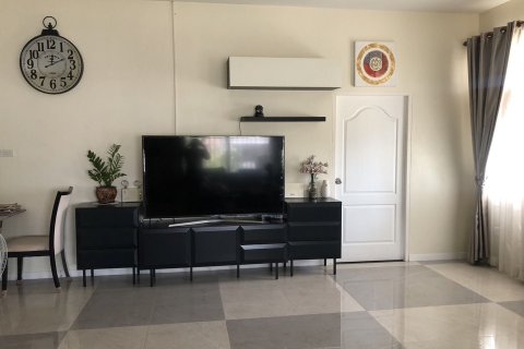 House in Hua Hin, Thailand 2 bedrooms № 169313 - photo 2