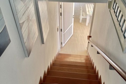 Вилла в Паттайе, Таиланд с 4 спальнями  № 169314 - фото 9