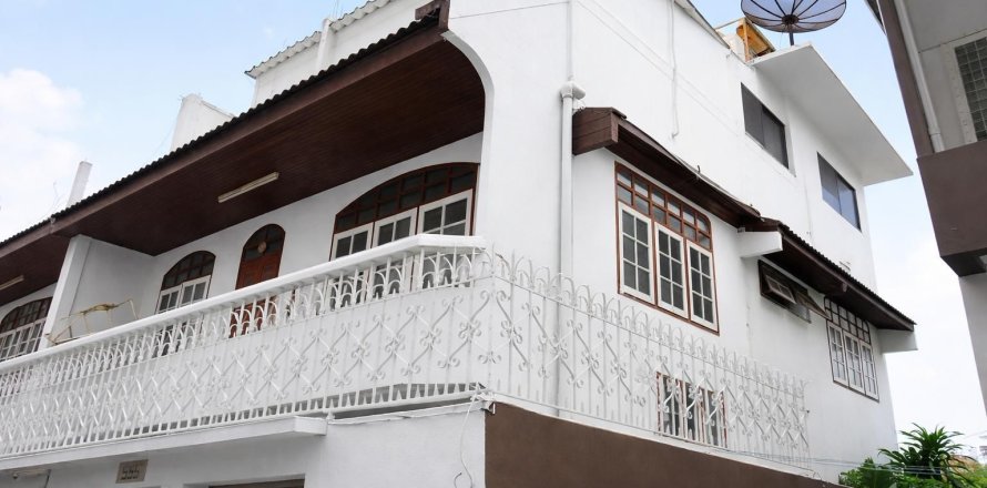 House in Khlong San, Bangkok, Thailand 3 bedrooms № 169311