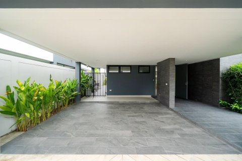 Villa in Phuket, Thailand 5 bedrooms № 151651 - photo 4