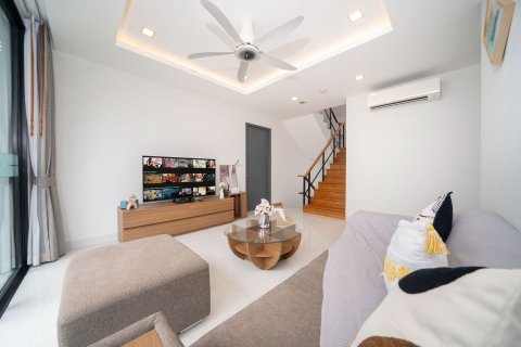 Villa in Phuket, Thailand 5 bedrooms № 151651 - photo 16