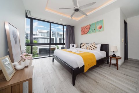 Villa in Phuket, Thailand 5 bedrooms № 151651 - photo 17