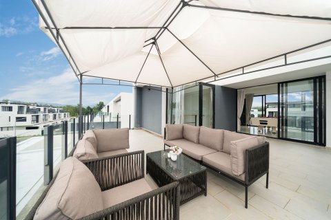 Villa in Phuket, Thailand 5 bedrooms № 151651 - photo 26