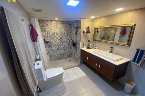 Кондоминиум с 3 спальнями в Суан Луанге, Бангкок, Таиланд № 151653 - фото 2