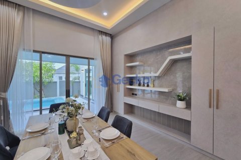 House in Pattaya, Thailand 3 bedrooms № 195812 - photo 6