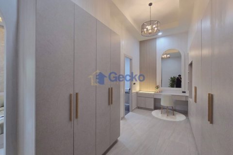 House in Pattaya, Thailand 3 bedrooms № 195812 - photo 19