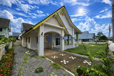 House in Pattaya, Thailand 3 bedrooms № 195810 - photo 3