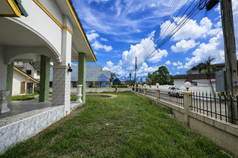 House in Pattaya, Thailand 3 bedrooms № 195810 - photo 20